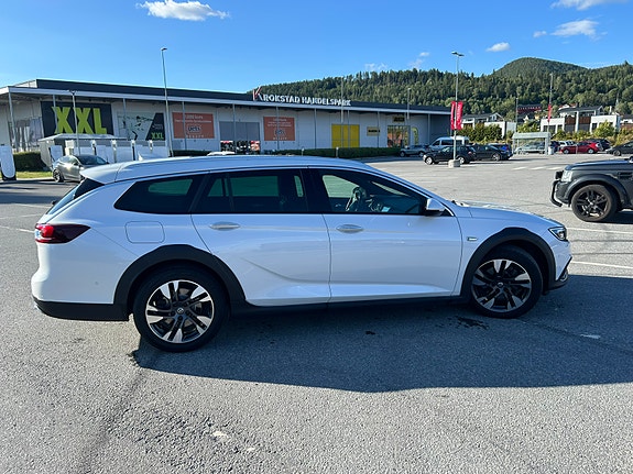 Opel Insignia Country Tourer 7 of 23