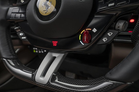 Ferrari Purosangue 19 of 30
