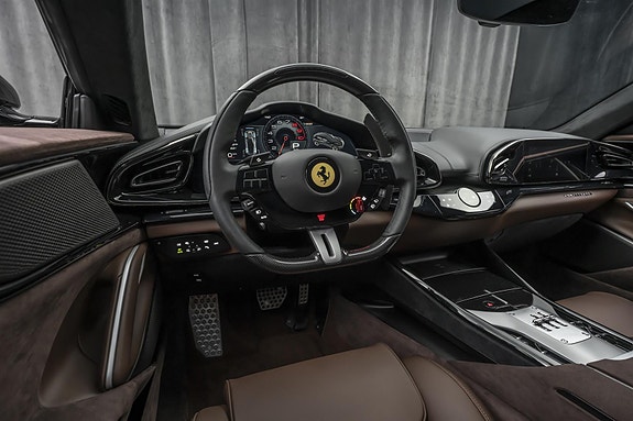 Ferrari Purosangue 15 of 30
