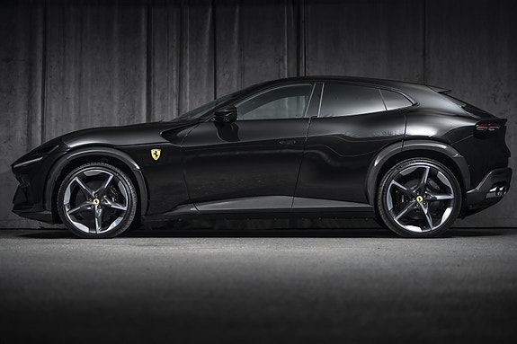 Ferrari Purosangue 2 of 30