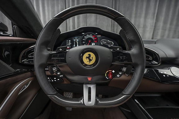 Ferrari Purosangue 16 of 30