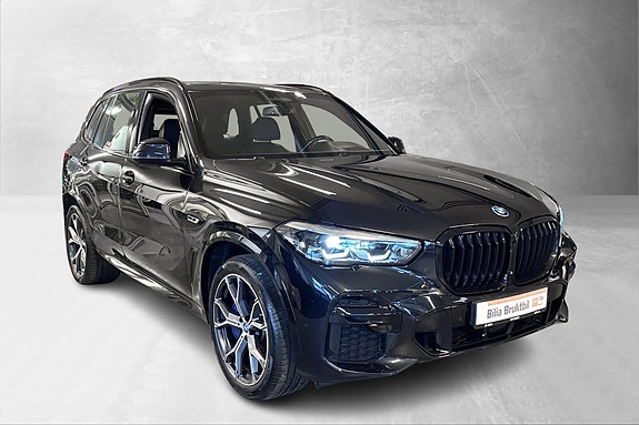 BMW X5 3 of 5