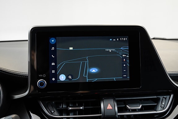 Toyota C-HR 19 of 30
