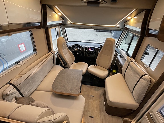 Laika Ecovip H4109 // NESTEN NY, FULLT UTRUSTET OG KLAR FOR TUR! 4 of 5