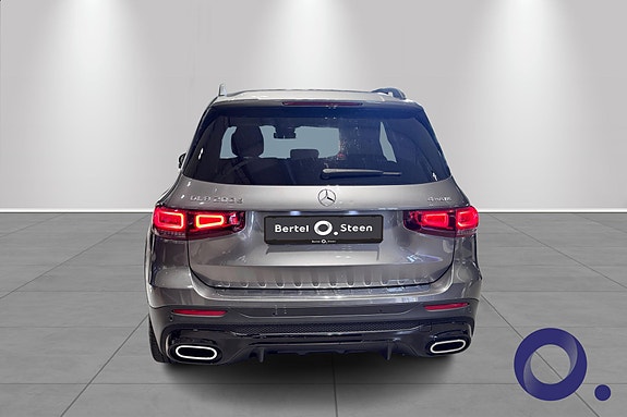 Mercedes-Benz GLB200 d 4 of 5
