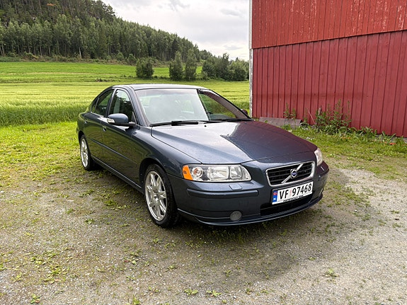 Volvo S60 6 of 30