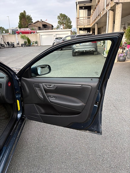Volvo S60 26 of 30