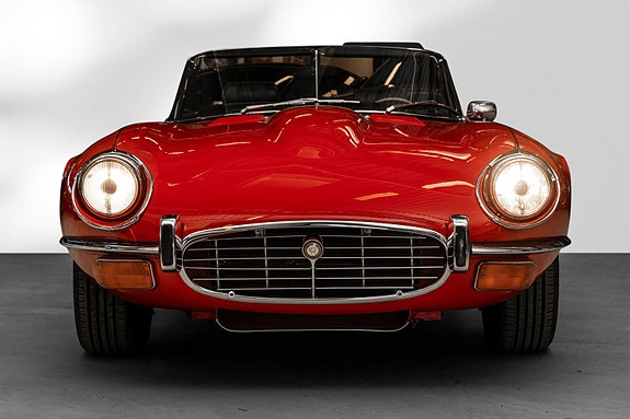 Jaguar E-TYPE 4 of 30
