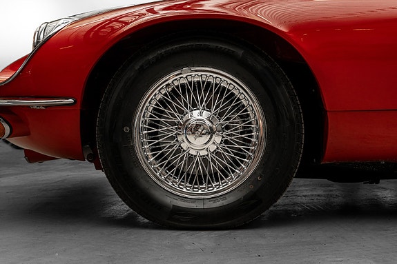 Jaguar E-TYPE 10 of 30