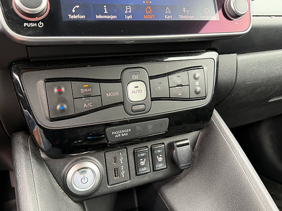 Nissan Leaf 17 of 23