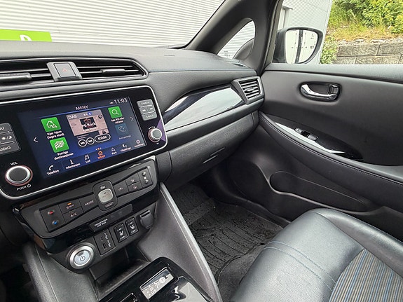 Nissan Leaf 19 of 23