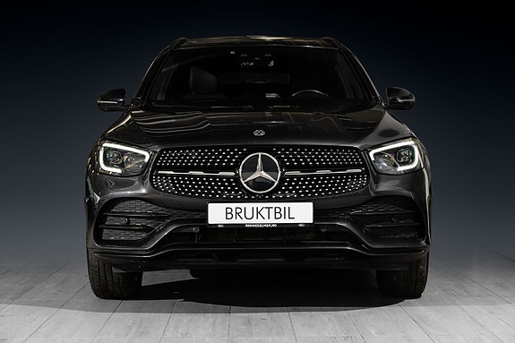 Mercedes-Benz GLC300 e 3 of 30