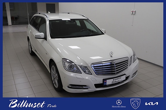 Mercedes-Benz E250 4 of 21