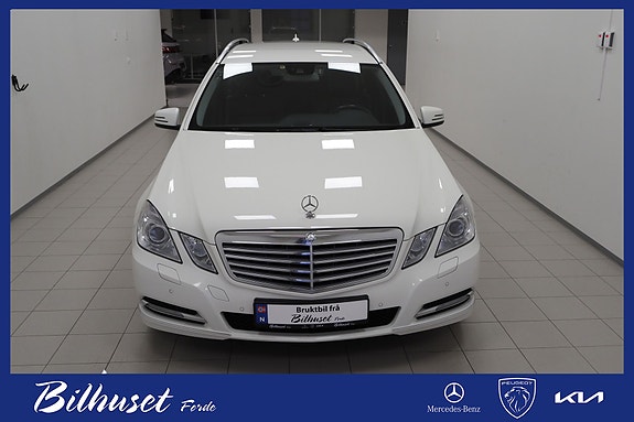Mercedes-Benz E250 5 of 21