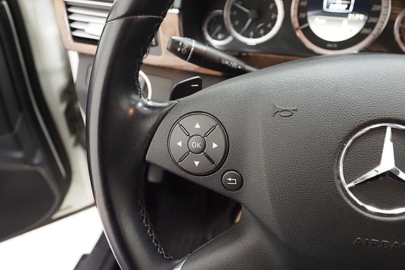 Mercedes-Benz E250 13 of 21