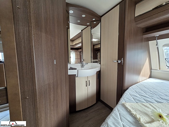 Hobby 720 UKFe Prestige 26 of 30
