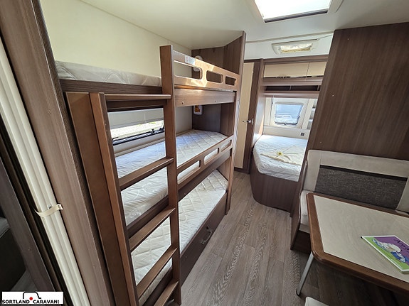 Hobby 720 UKFe Prestige 23 of 30