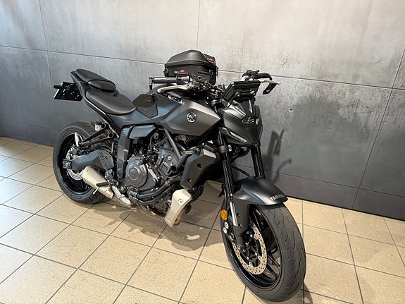 Yamaha MT-07 4 of 5