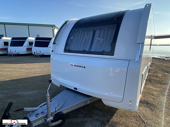 Adria Adora 673 PK 12 of 30