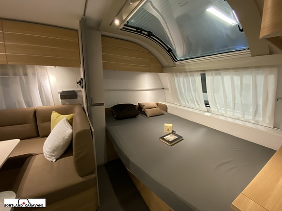 Adria Adora 673 PK 14 of 30