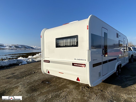 Adria Adora 673 PK 6 of 30