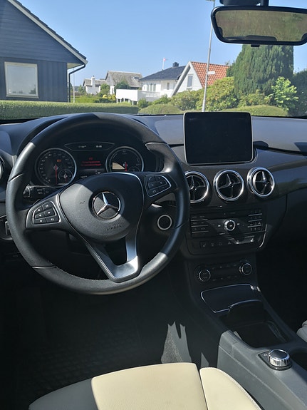 Mercedes-Benz B250 e 7 of 13