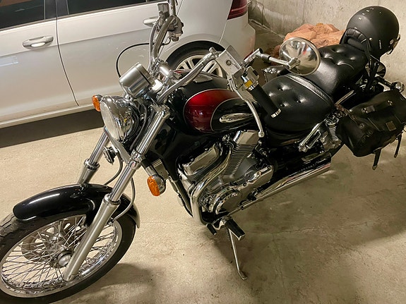 Suzuki VS 1400 Intruder 3 of 5