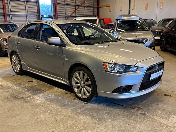 Mitsubishi Lancer 4 of 5