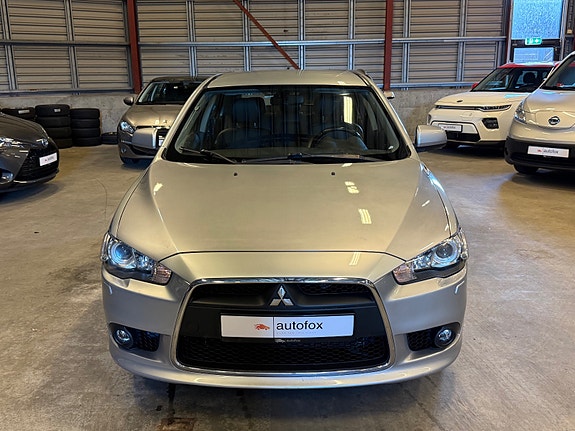 Mitsubishi Lancer 3 of 5