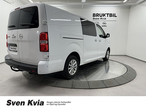Opel Vivaro 5 of 5