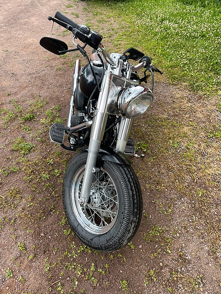 Harley-Davidson FLSTF Fat Boy Bobber Custom 2 of 5