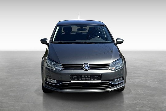 Volkswagen Polo 2 of 5