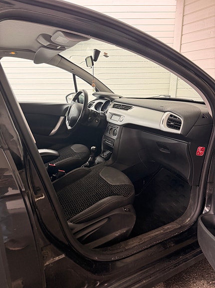 Citroen C3 11 of 14