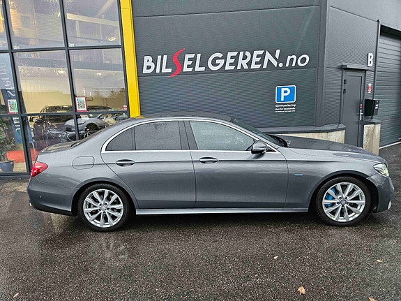 Mercedes-Benz E350 e 3 of 5
