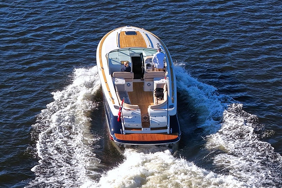 Chris-Craft Corsair 36 Heritage Edition – KRAFTIG OPPGRADERT inkl. nyere VP D6 5 of 5