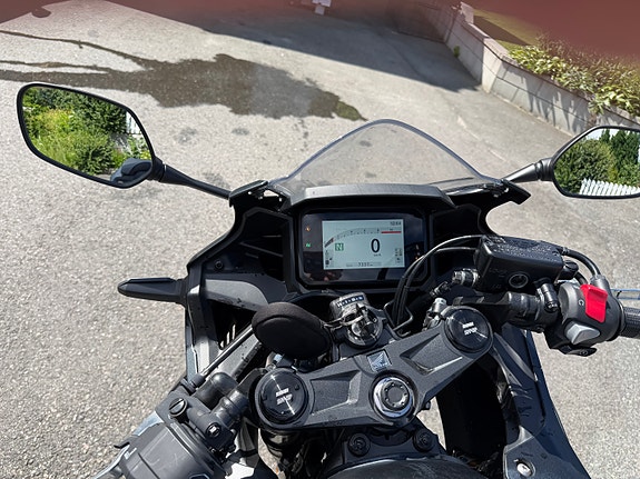 Honda CBR 500 R 3 of 5