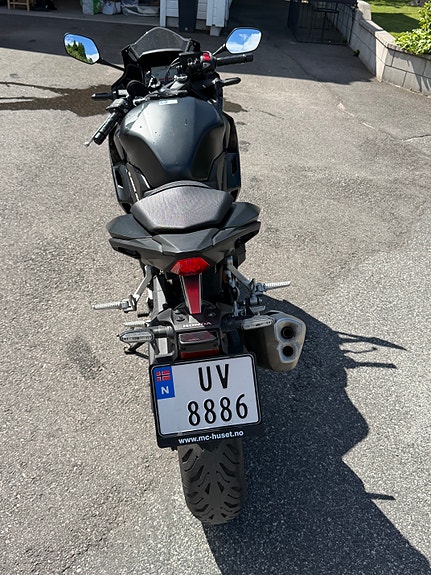 Honda CBR 500 R 2 of 5