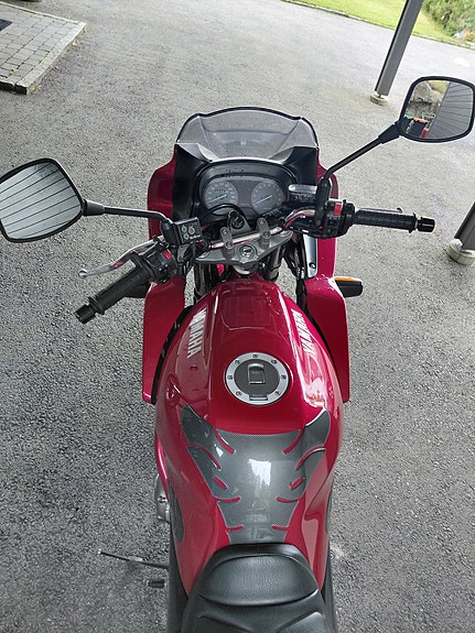 Yamaha XJ 600 Diversion 9 of 14