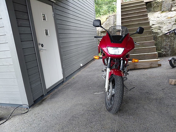 Yamaha XJ 600 Diversion 13 of 14