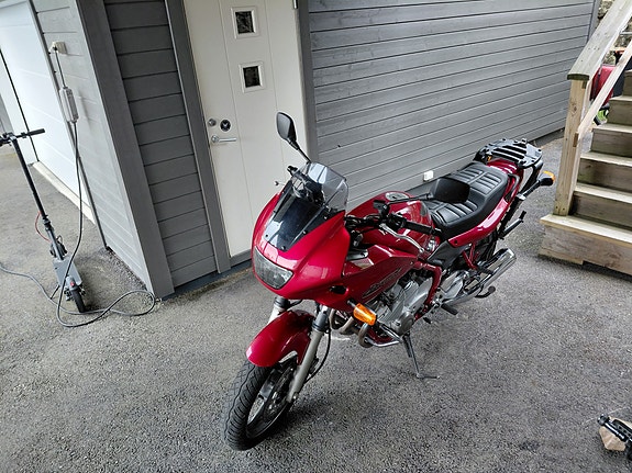 Yamaha XJ 600 Diversion 8 of 14