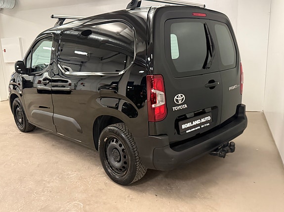 Toyota Proace City 4 of 5