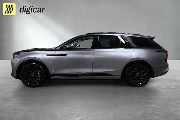 Hongqi E-HS9 3 of 5