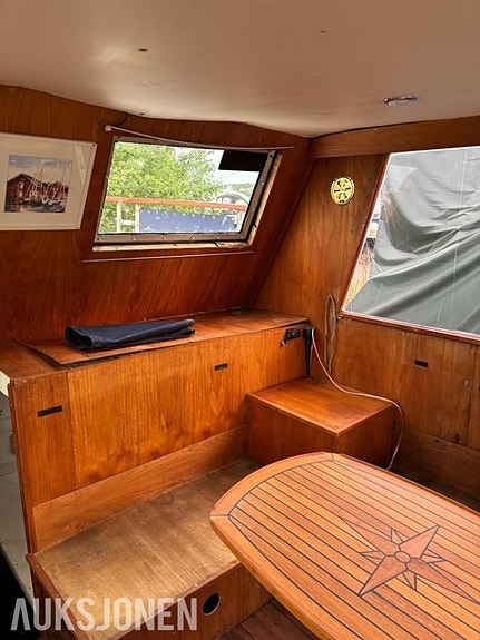 1980 Ombygd Fjord 30 fot med Volvo Penta TD50 4 of 5