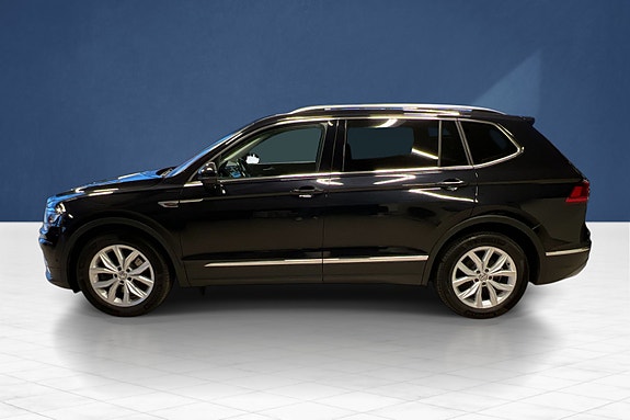 Volkswagen Tiguan Allspace 7 of 18