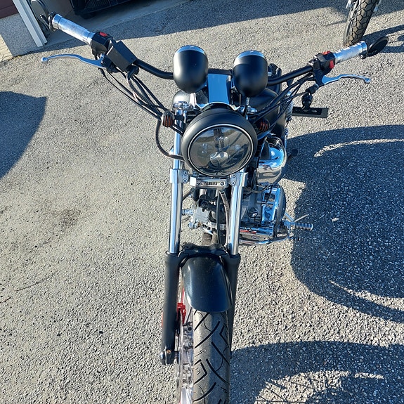 Yamaha XV 1100 Virago Bobber 3 of 5