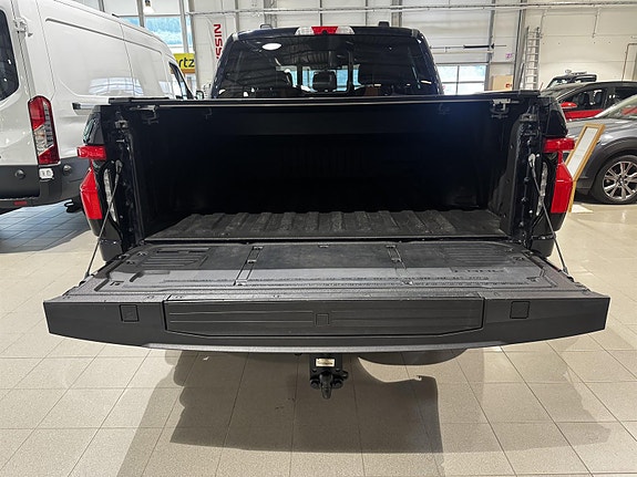 Ford F-150 9 of 25