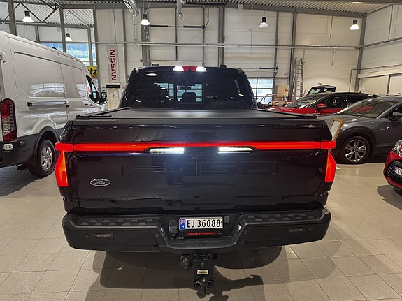 Ford F-150 8 of 25