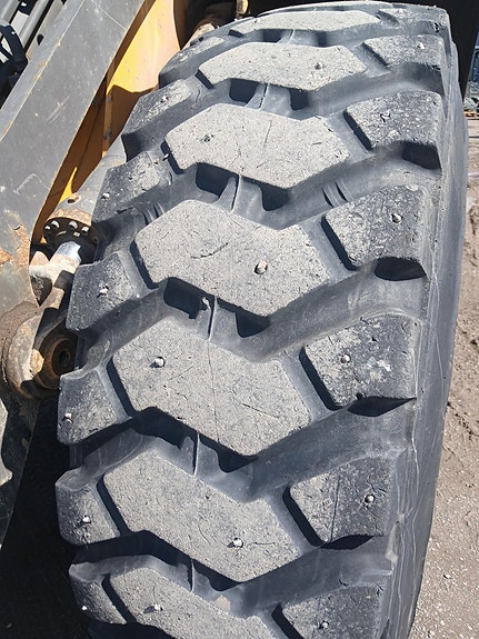 Volvo L90 H 19 of 25