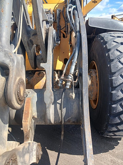 Volvo L90 H 13 of 25
