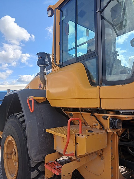 Volvo L90 H 7 of 25